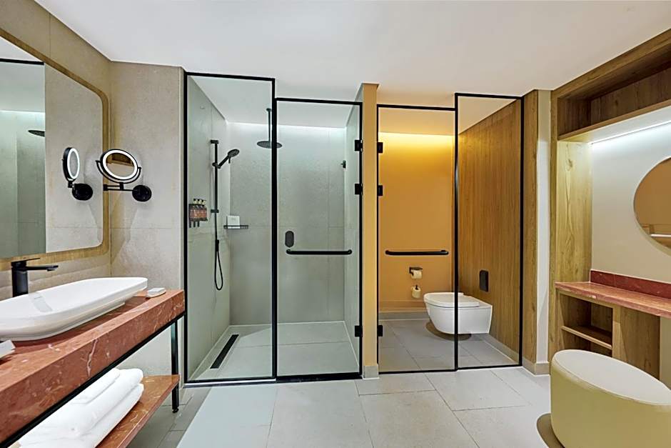 Hyatt Centric Cairo West