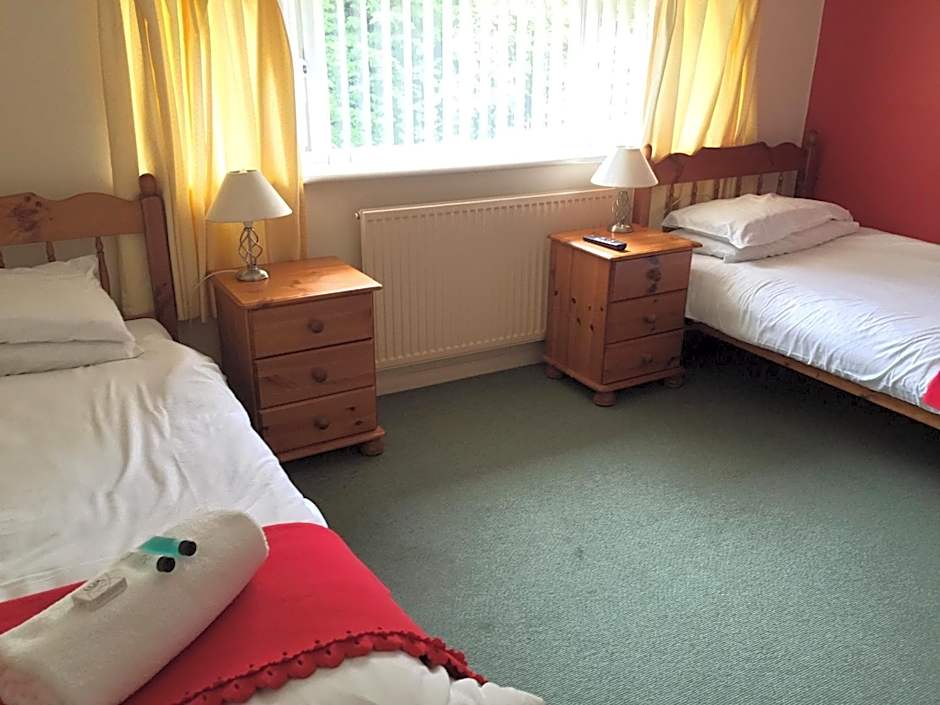 Photo 1 of 12 of Red Lion Accommodation