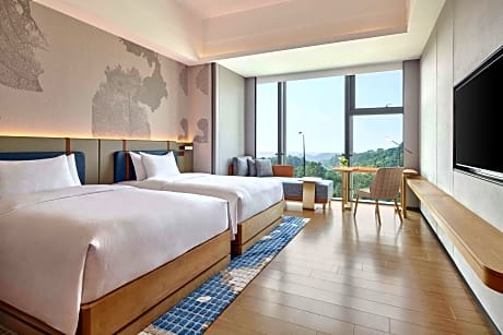 Twin Deluxe Room