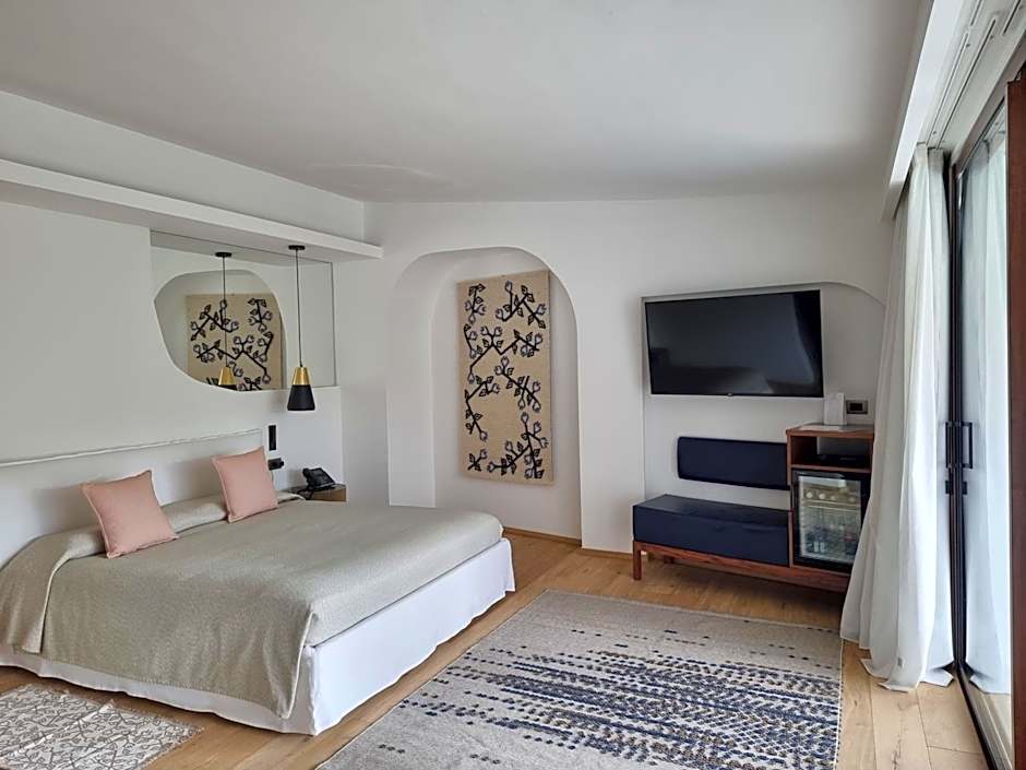 Hotel delle Rose a Luxury Boutique Hotel