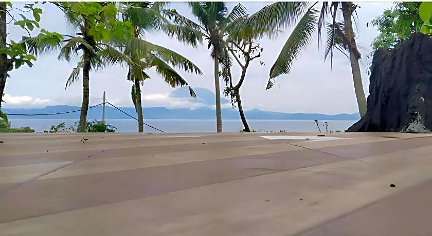 Tinggian Hill Retreat