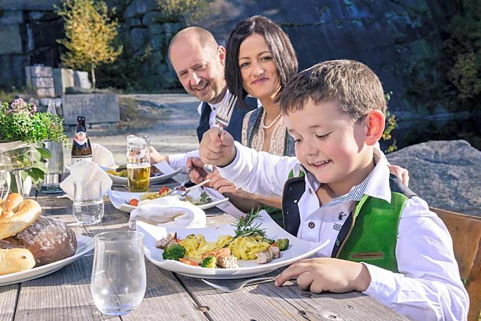 Hotel Zum Stemplinger Hansl