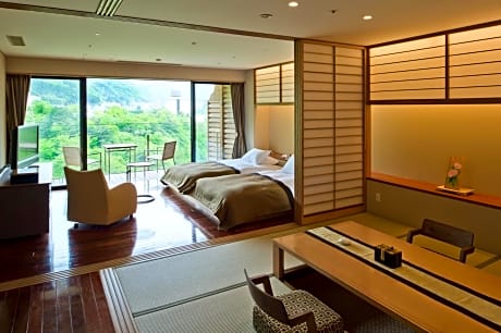 Suite with Tatami Area & Open Air Bath-Top Floor - Non-Smoking