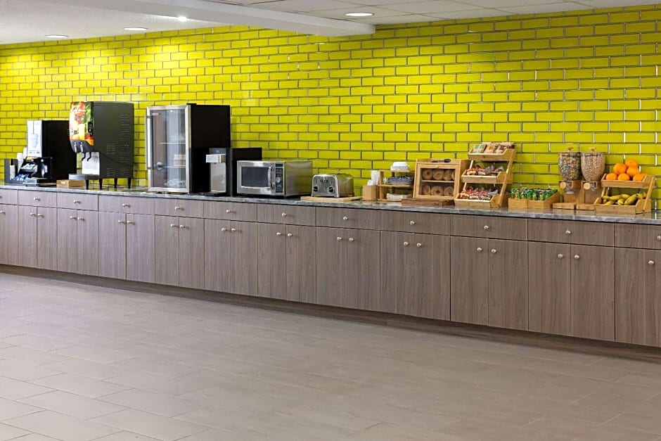Microtel Inn & Suites By Wyndham Dover