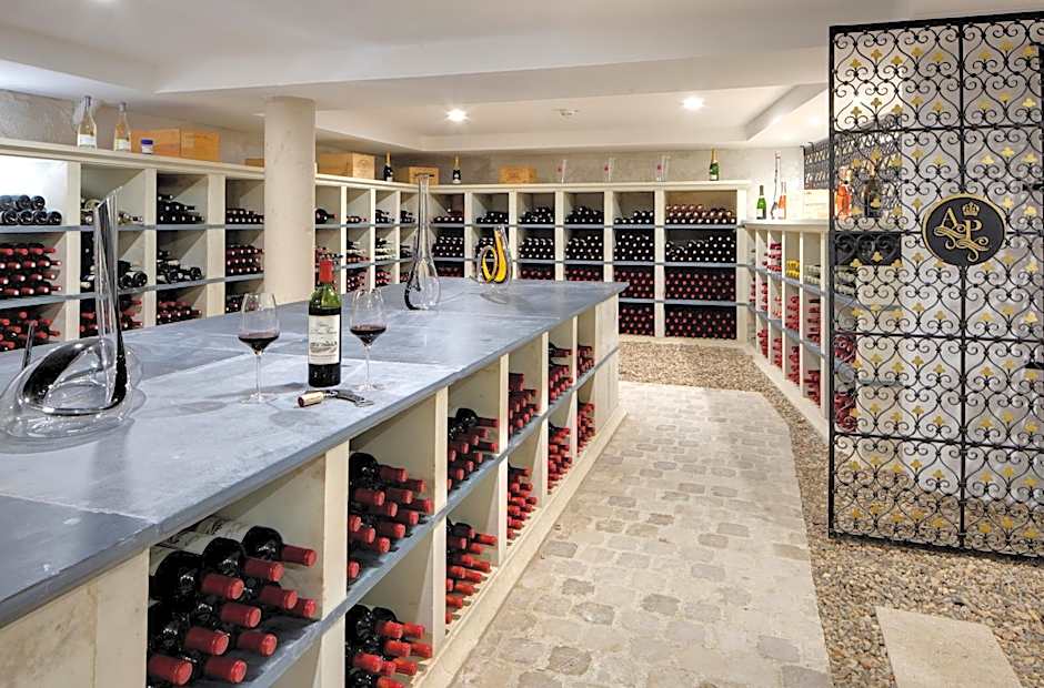 Alexandra Palace - La Maison Younan