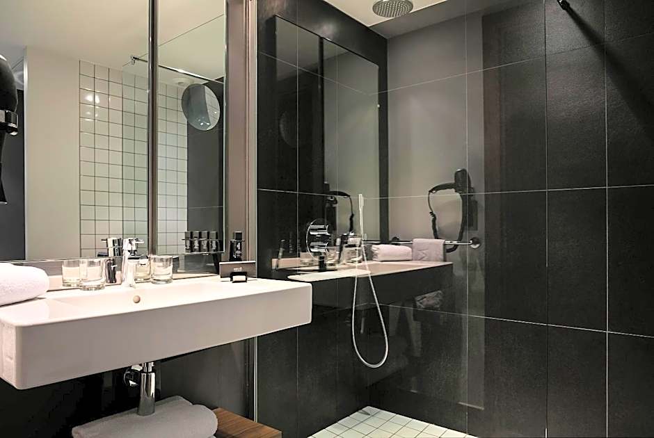 Melia Paris La Defense
