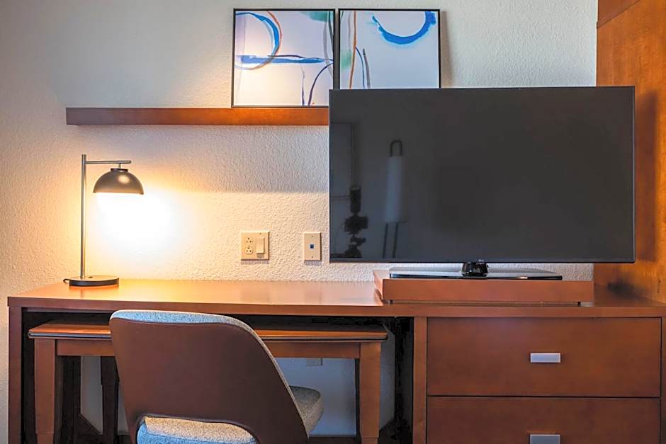 Courtyard by Marriott Burlington Mt. Holly/Westampton