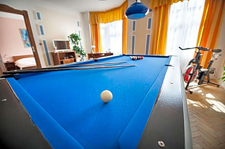 Executive Suite with Billiard Table