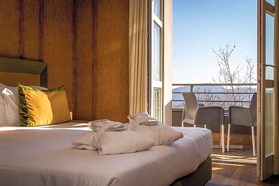 Phi Hotel Piajo