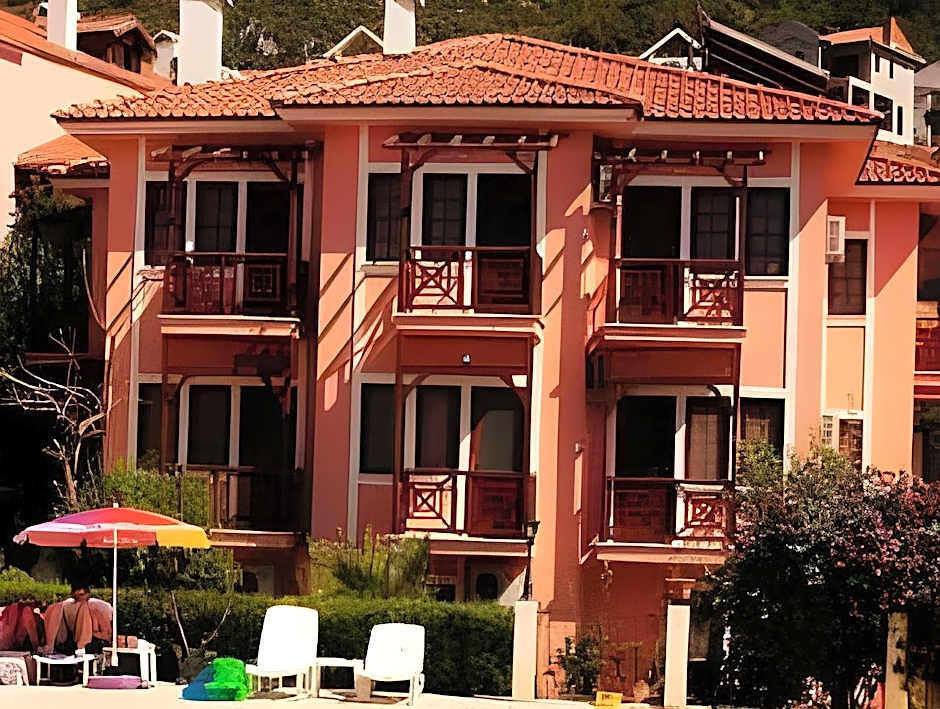 Club Pink Palace Hotel