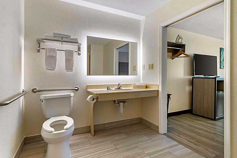 Best Western Of Alexandria Inn & Suites & Conference Center