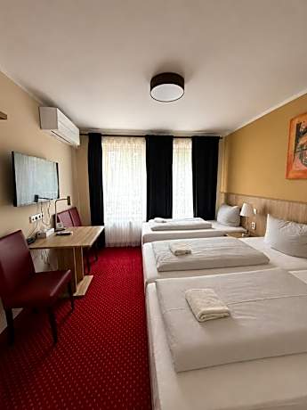 Budget Triple Room