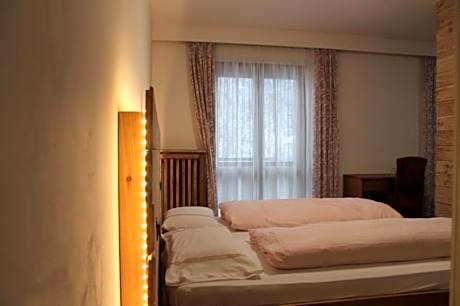 Suite with Spa Bath