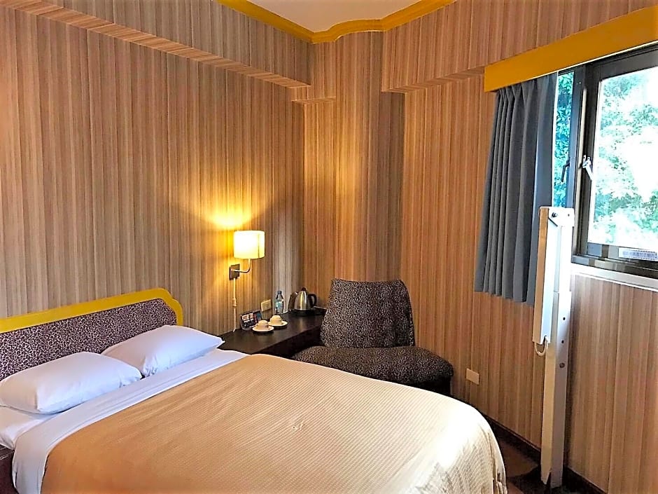 Elegance Hotel (DAAN)