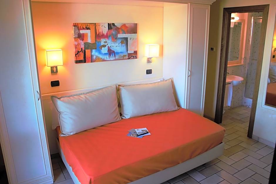 Borgo Castel Savelli