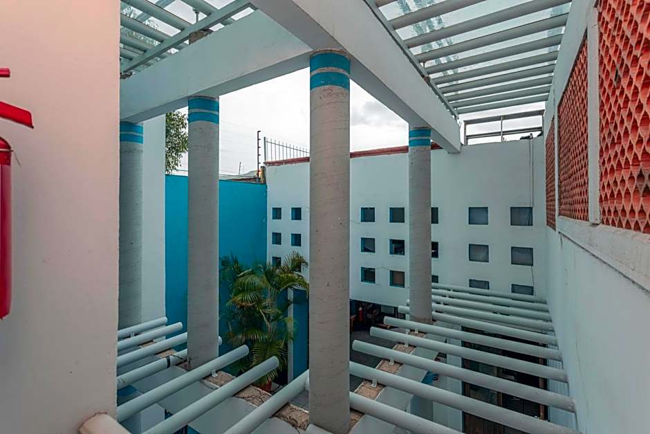 HOTEL NIUT-JA