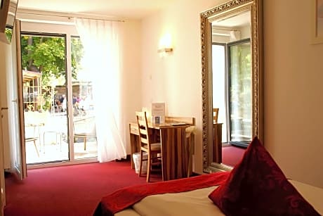 Standard Double Room with french balcony or terrace