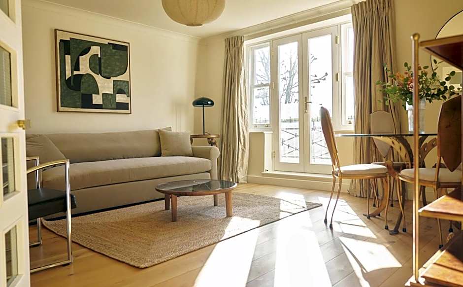 Europa House Apartments