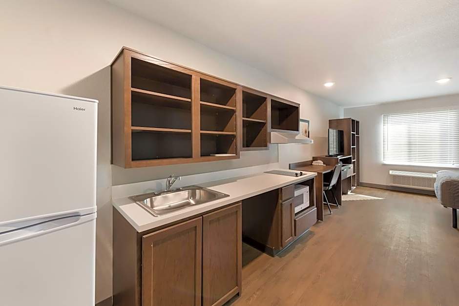 WoodSpring Suites Dayton North