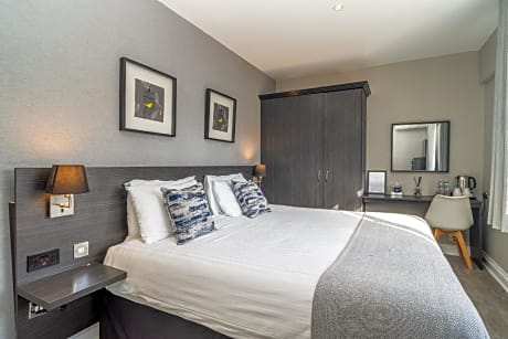 Double or Twin-Ensuite