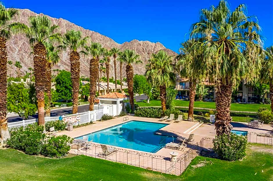 PRESIDENTIAL SUITE MOUNTAIN/LAKE VIEWS w/HEATED POOLS- PGA WEST