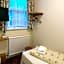 Oakwood Bed and Breakfast Heathrow