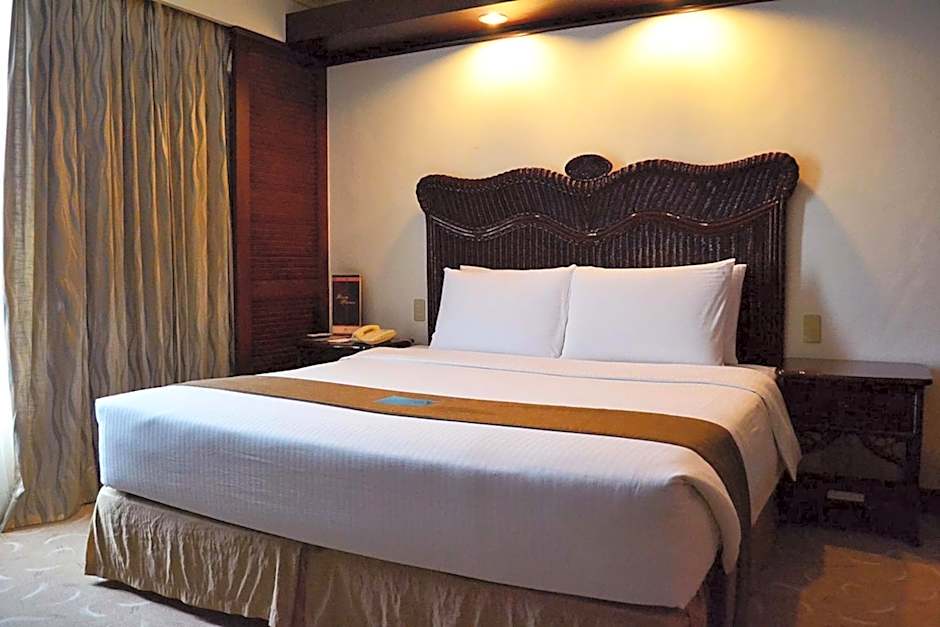 Photo 1 of 3 of Deluxe Suite
