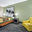 Super 8 by Wyndham Kokomo