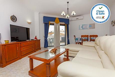 B79 - Casa Gama Avenue in Lagos