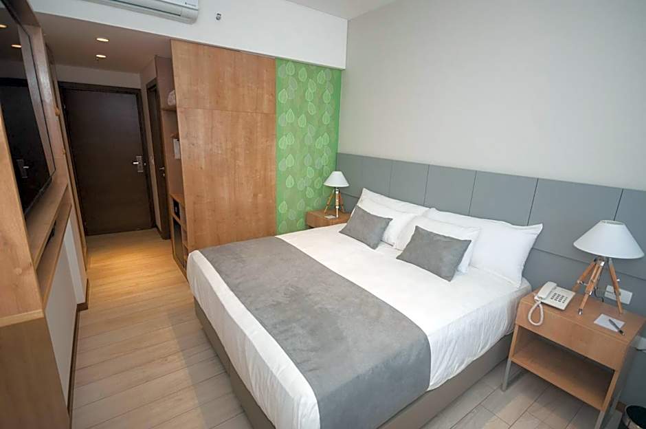 Dazzler by Wyndham Ciudad del Este