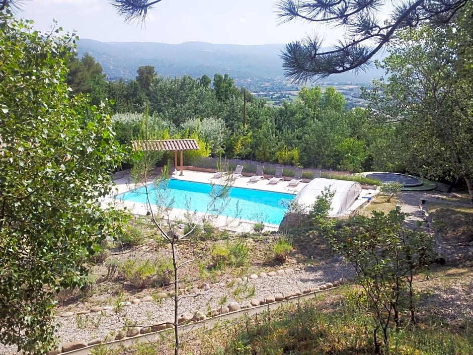 Les Cerises – St. Saturnin d'Apt, UT