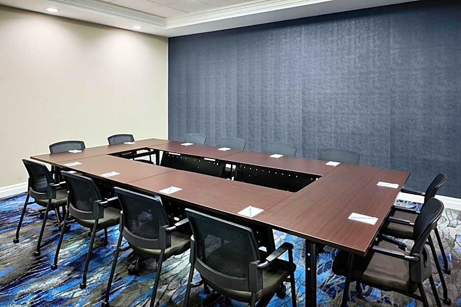 Fairfield Inn & Suites by Marriott Ottawa Kanata