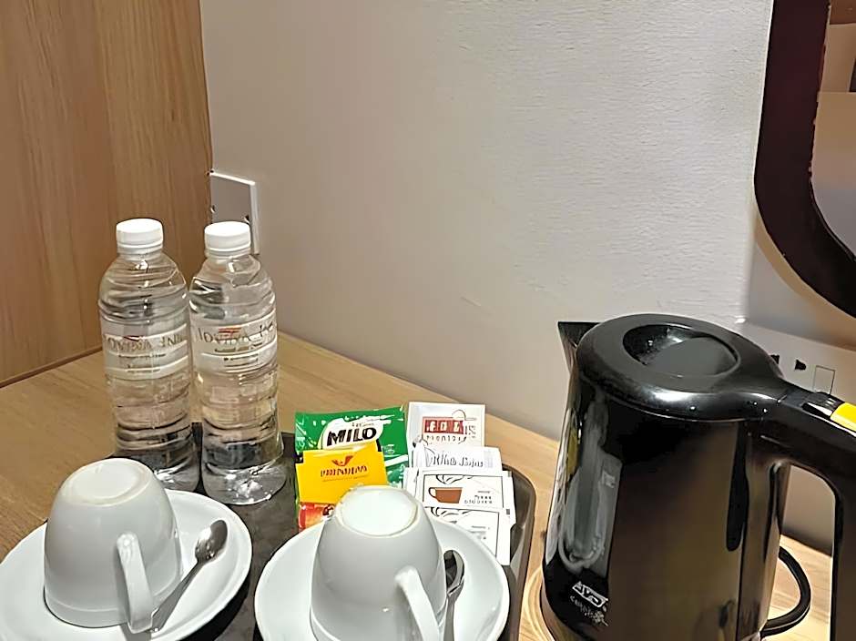 Lovina Inn Nagoya Batam