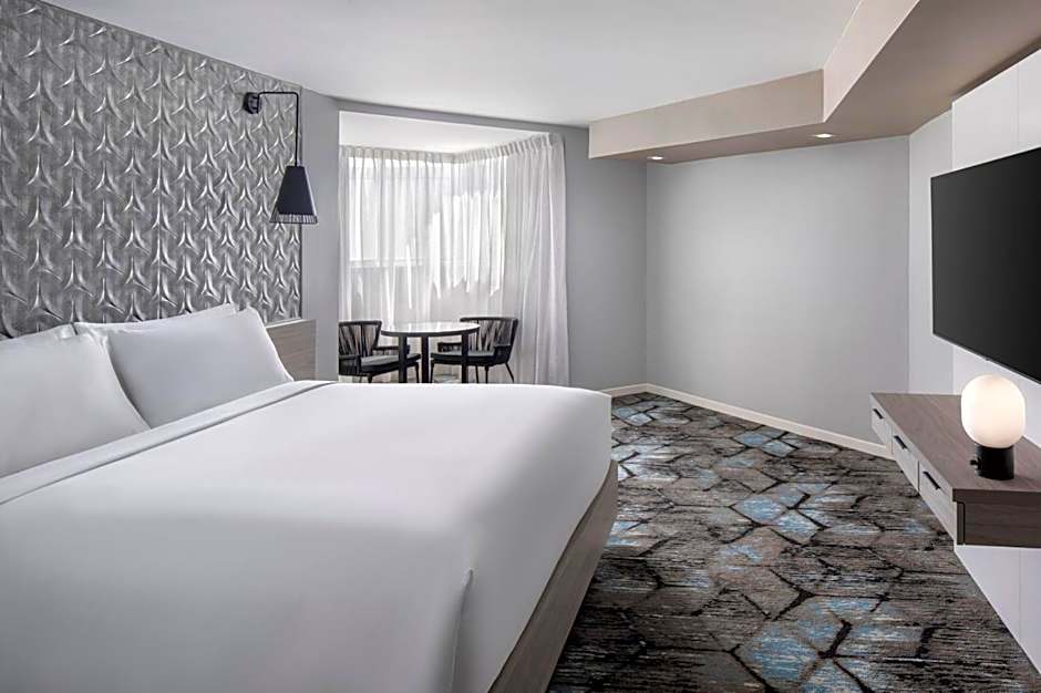 Renaissance Daytona Beach Oceanfront Hotel