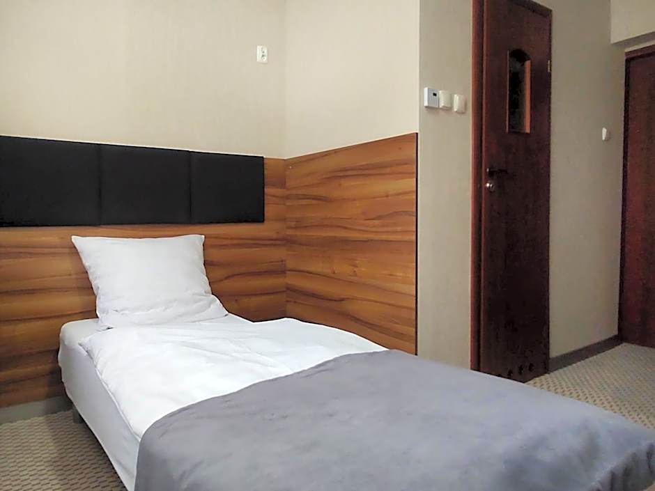 Diuna Beskidy Ustroń - dawny Kolejarz