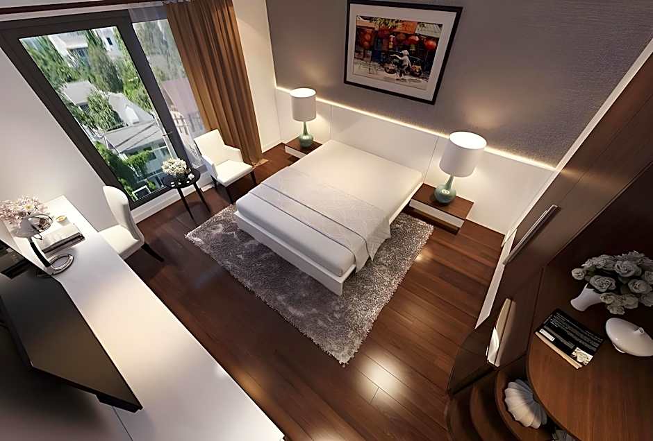 HA NOI HOTEL near Tan Son Nhat Airport - FREE Airport Pick-Up and Drop-Off Available 24 Hours a Day