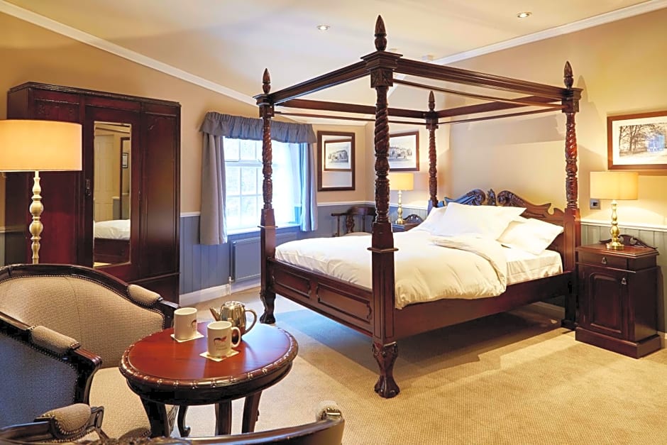Photo 1 of 5 of Double Room with Four Poster Bed