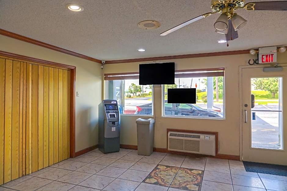 Economy Inn By OYO Ashburn