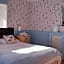 Waverley B & B