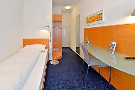 Classic Single Room