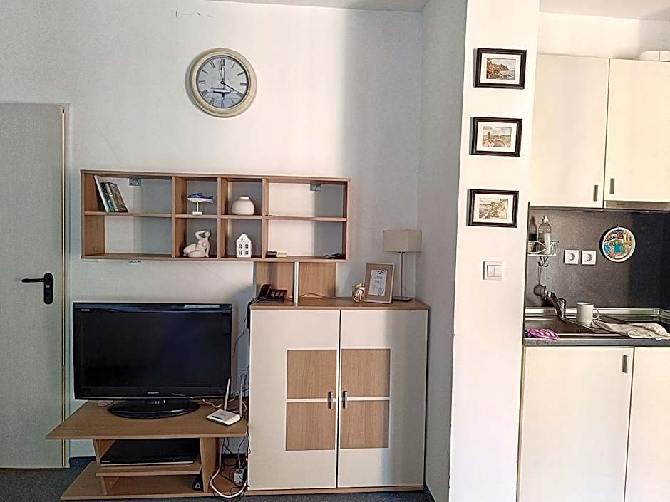 Марина Кейп