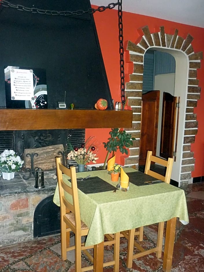 Hotel Restaurant La Chaumiere du Lac