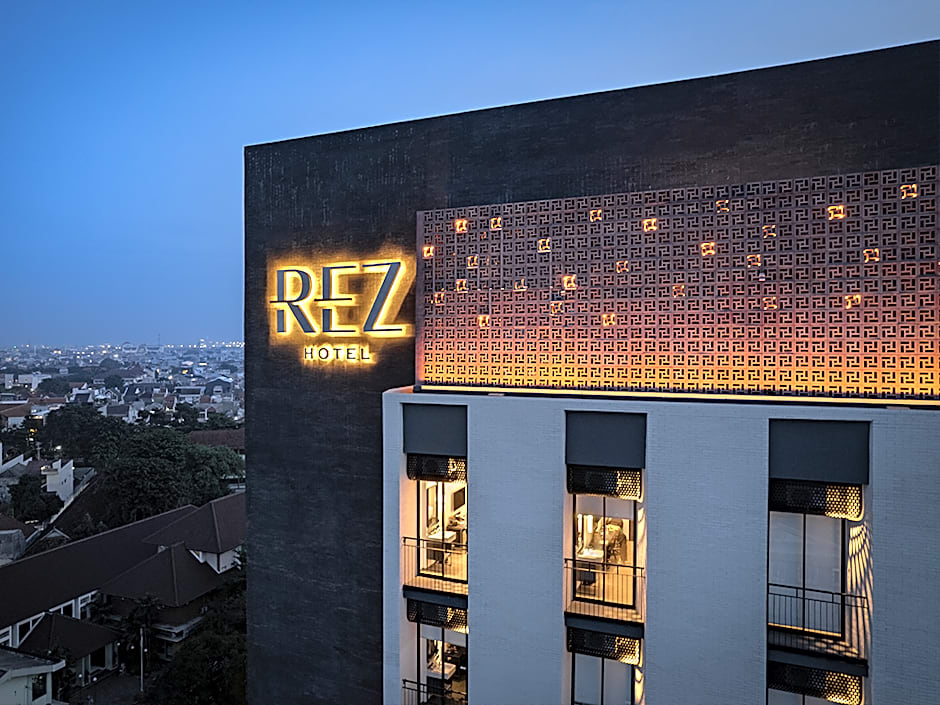 REZ Hotel Semarang