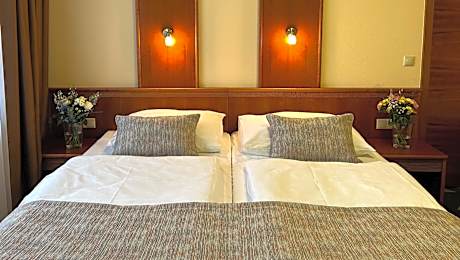 Family Junior Suite (2 Adults + 2 Children)