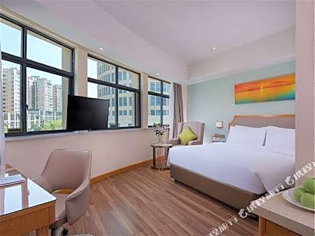 Vienna 3 Best Hotel(Kaili Hardware market Branch)