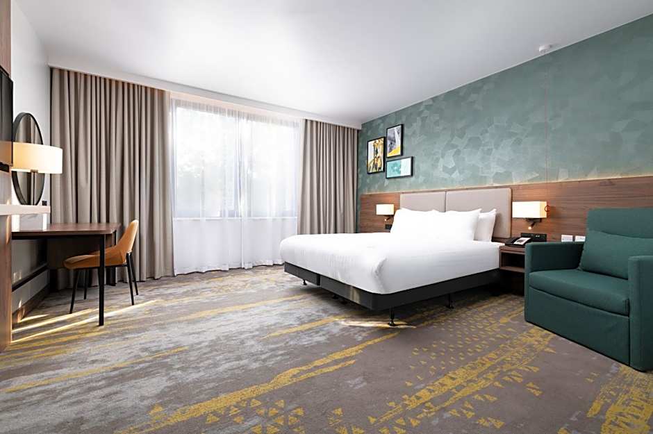 Holiday Inn London Gatwick - Worth By IHG