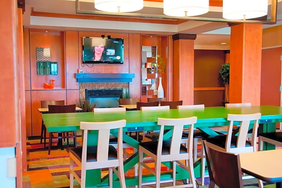 Fairfield Inn & Suites Ames