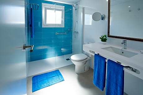 1 Bedroom Suite 3 Adults