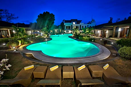 Coron Soleil Express Hotel