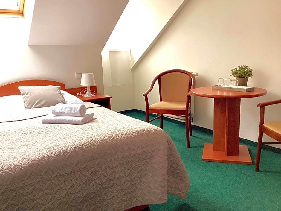 Hotel Karolina